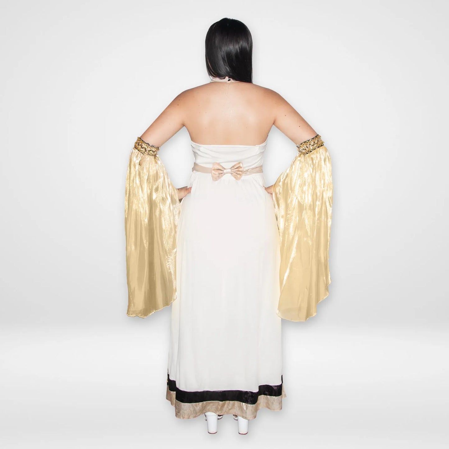 Diosa griega dorada.